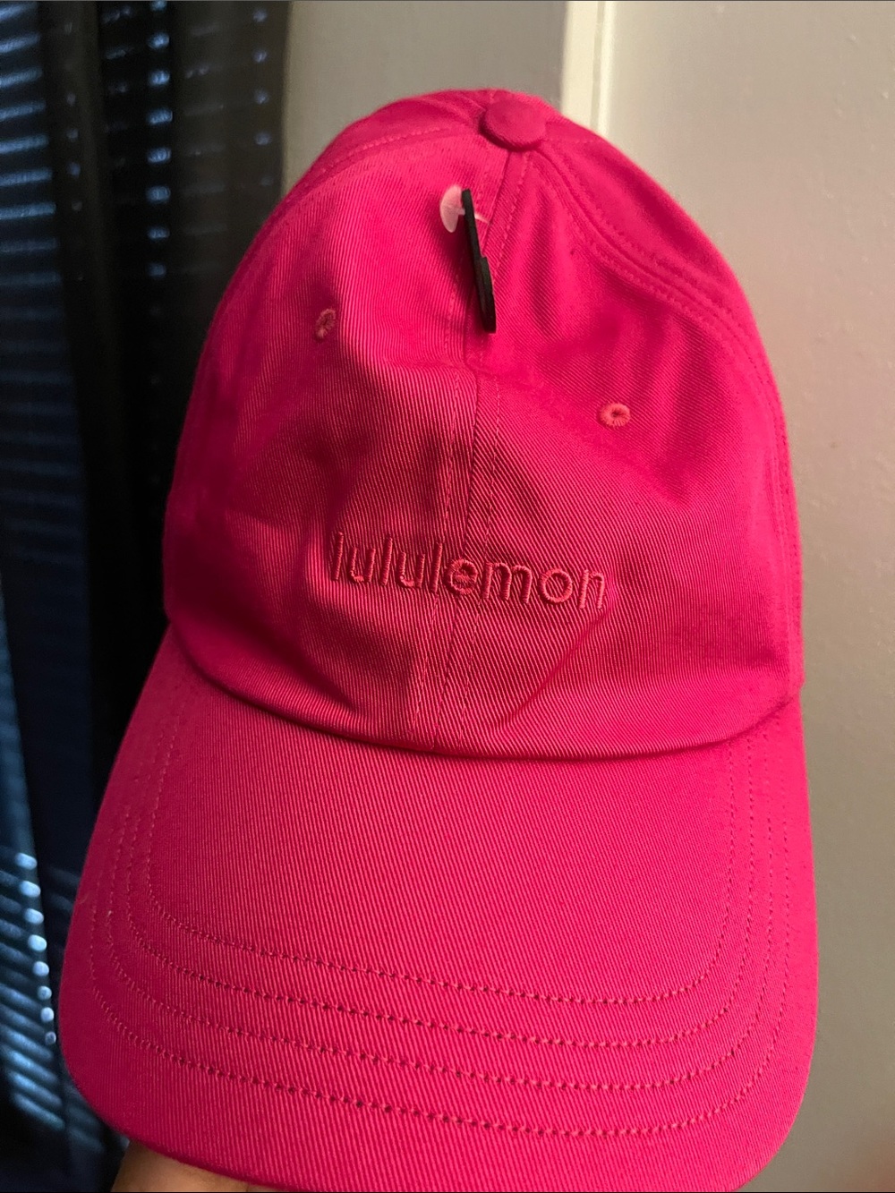 Lululemon Classic UNISEX Baseball Cap Size Small/Medium NWT Passionate Pink